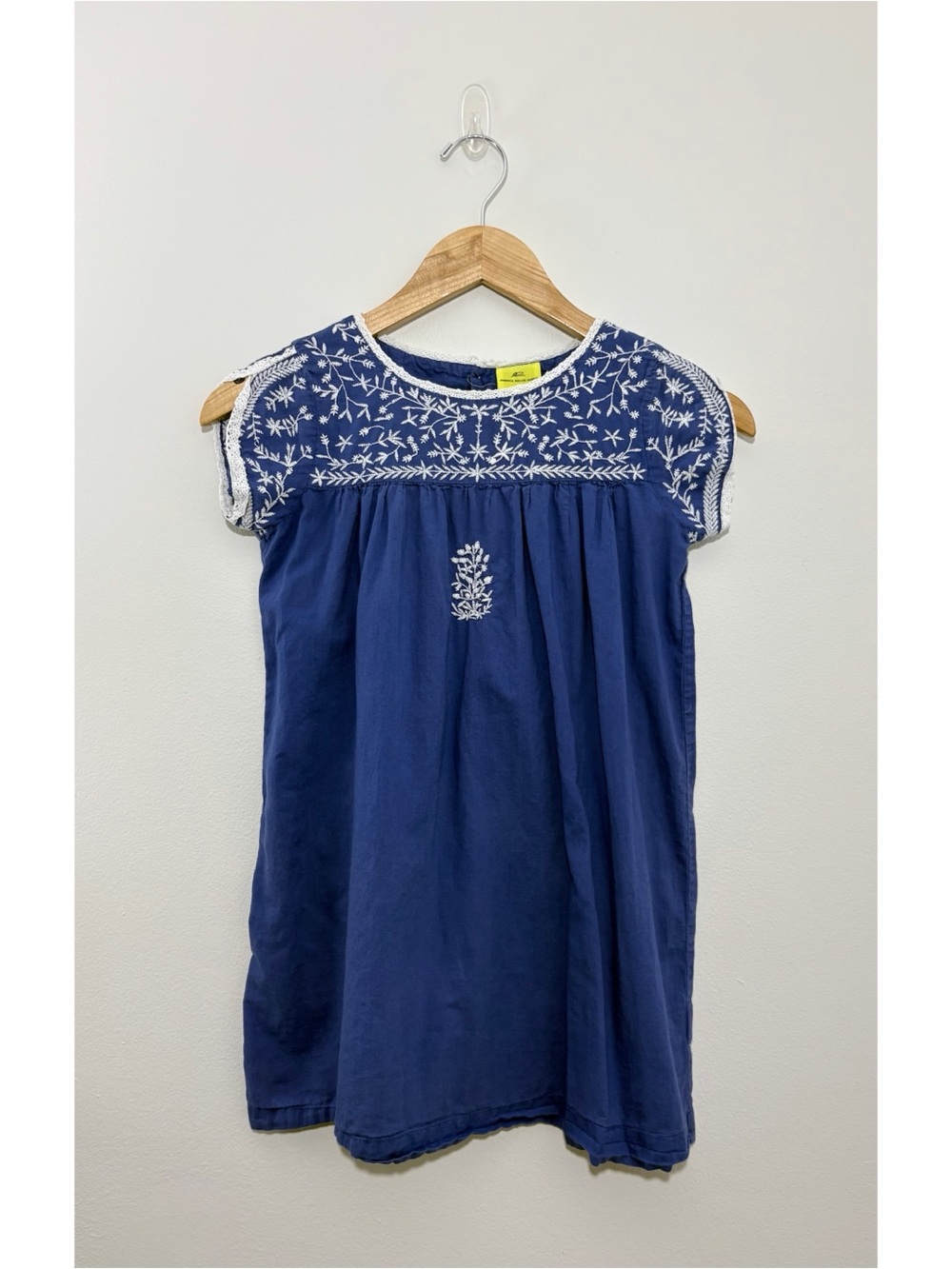 Roberta Roller Rabbit blue floral embroidered sleeveless blouse (size 8)